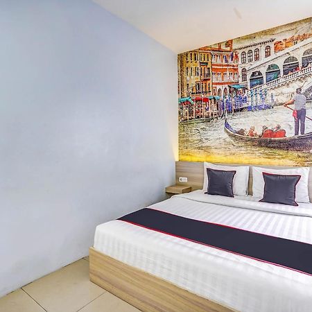 Capital O 90888 Bintang Diponggo Residence Surabaya Ngoại thất bức ảnh