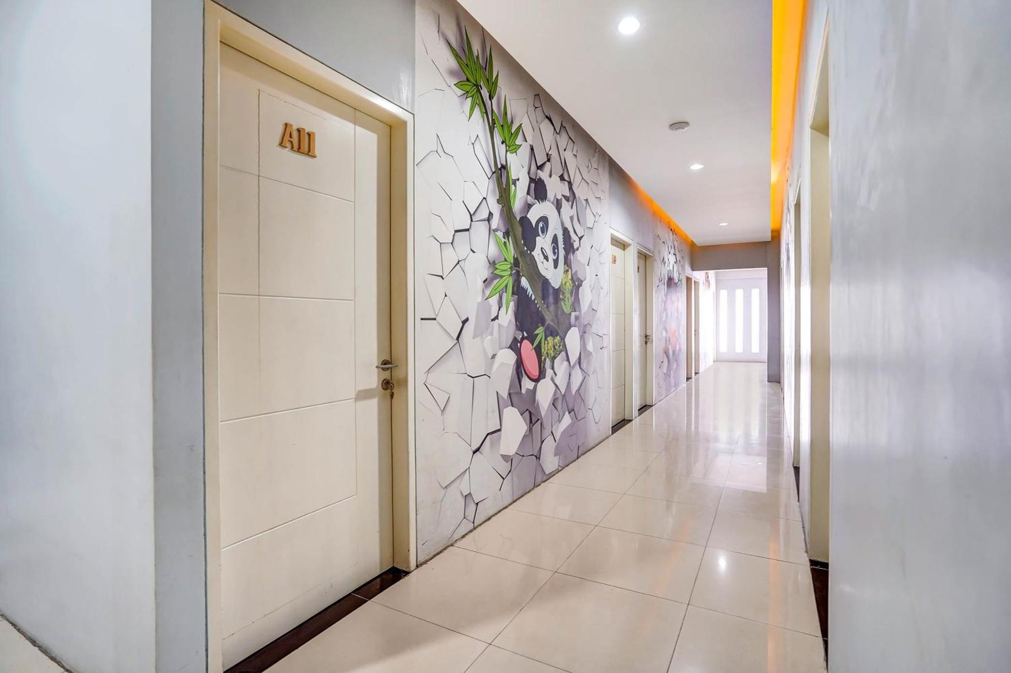 Capital O 90888 Bintang Diponggo Residence Surabaya Ngoại thất bức ảnh