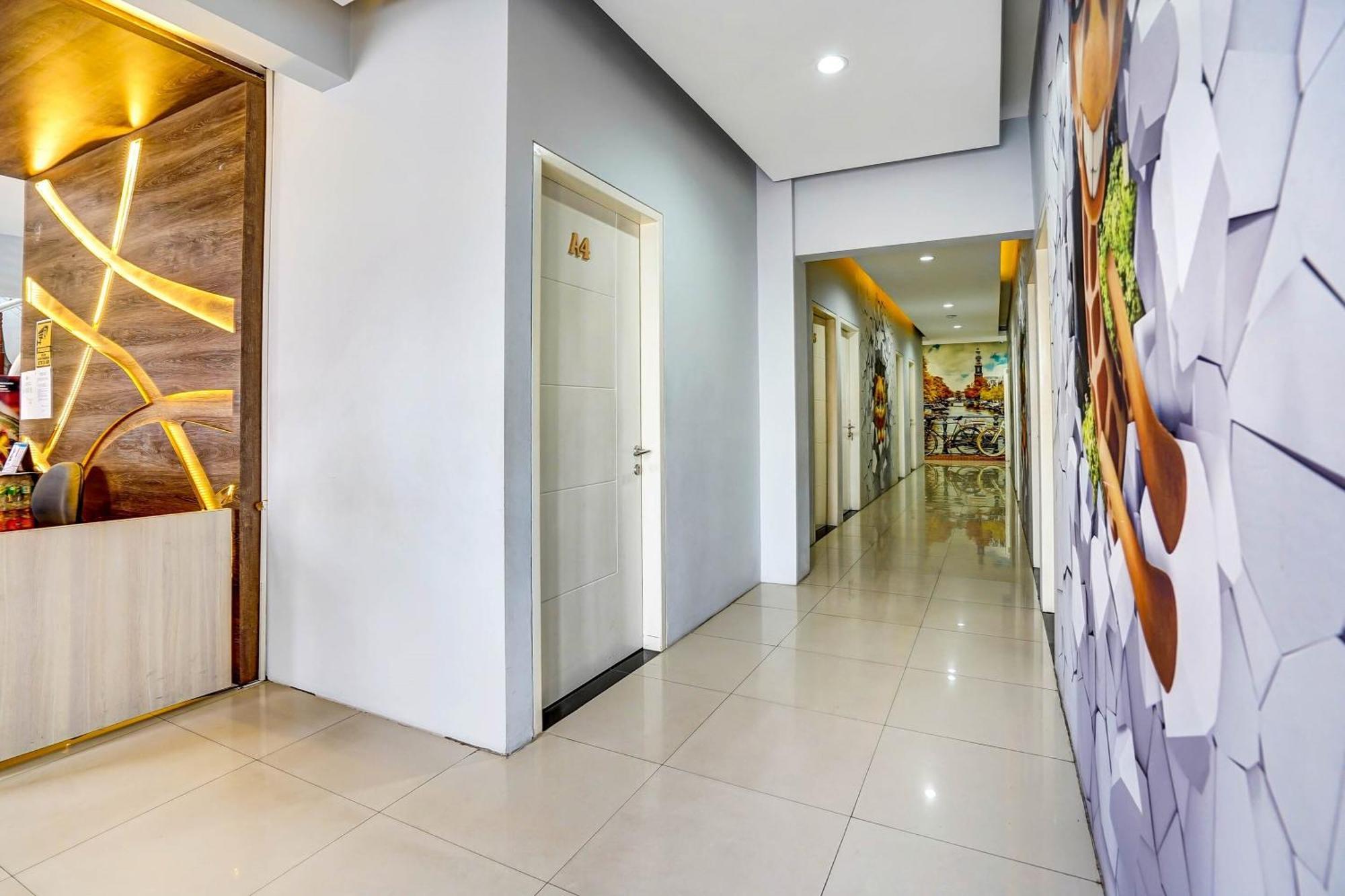 Capital O 90888 Bintang Diponggo Residence Surabaya Ngoại thất bức ảnh